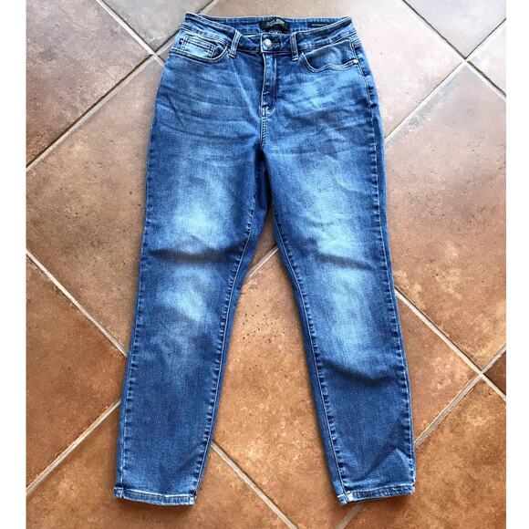 Judy Blue Boyfriend Fit Classic Blue Jeans size 28 - Picture 5 of 5